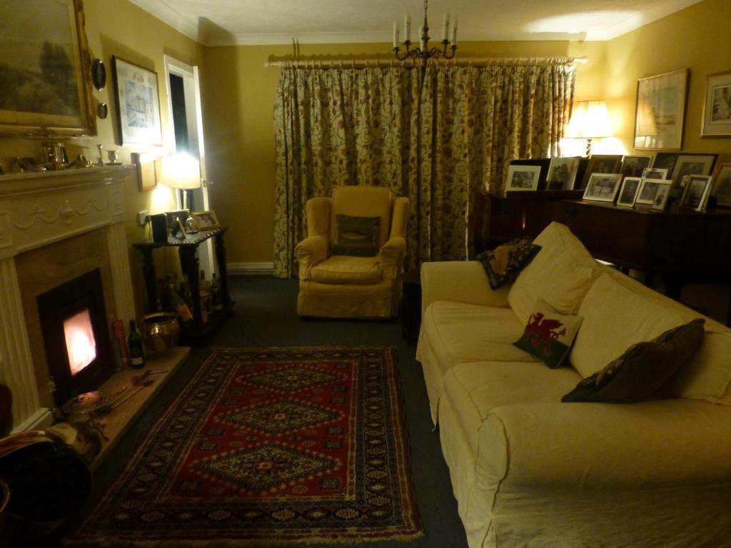 Ty Carreg Bed & Breakfast Llanwrtyd Wells Екстериор снимка